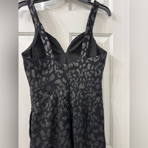 Laundry by Shelli Segal animal print jumpsuit - Picture 6 of 8